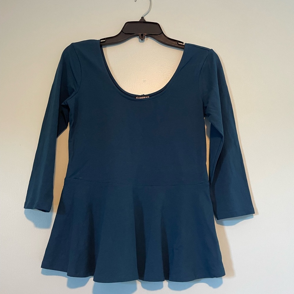 Express fit & flare top